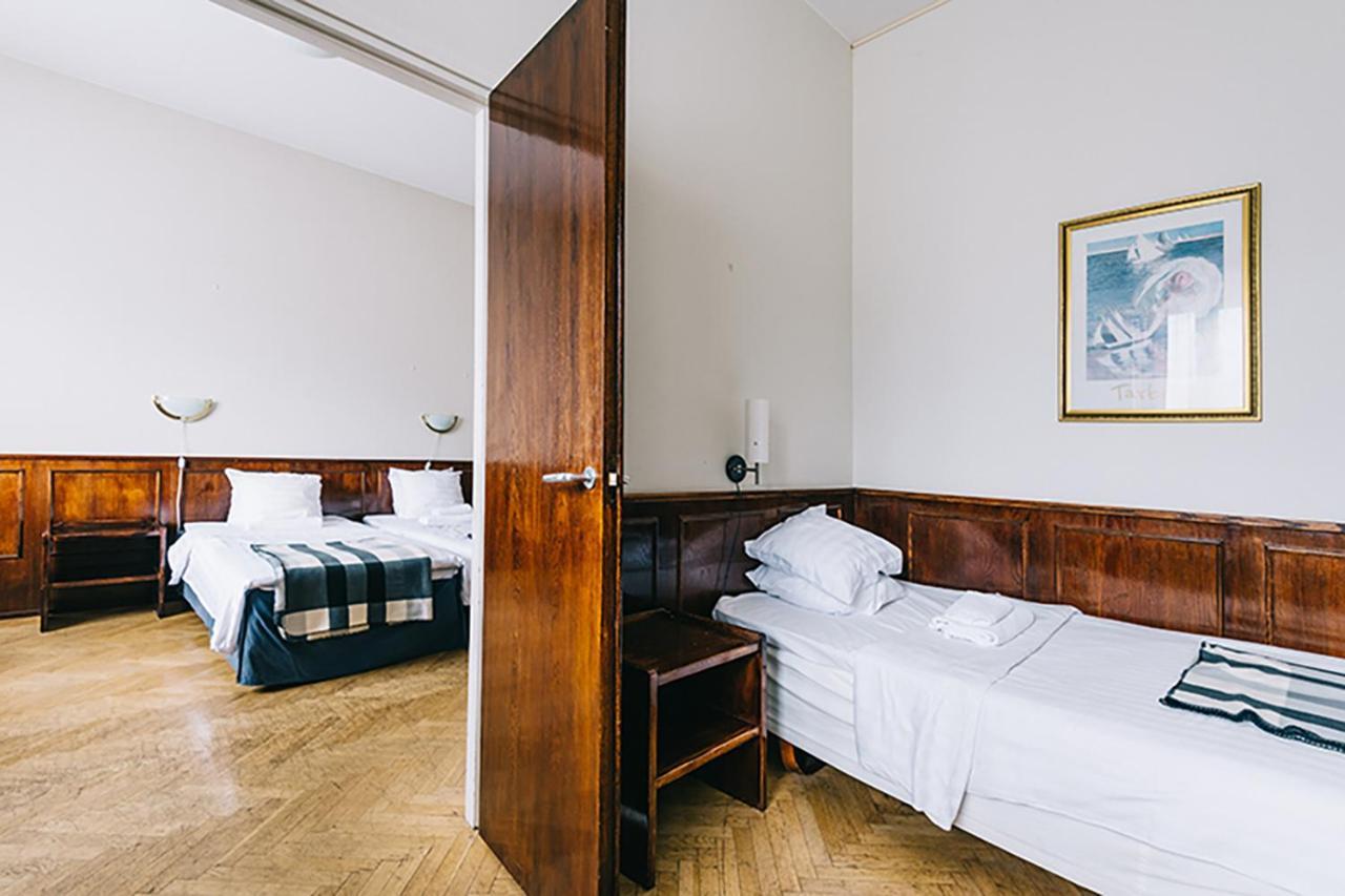 Comfort Guesthouse 피탈사리 외부 사진